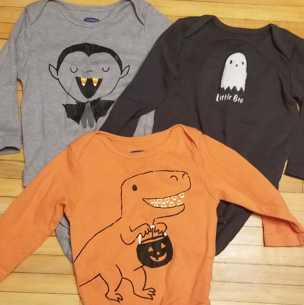 (3) Halloween Onsies: 6-12M